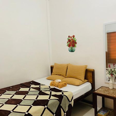 Queen'S Room Rental 1 El Nido Bagian luar foto