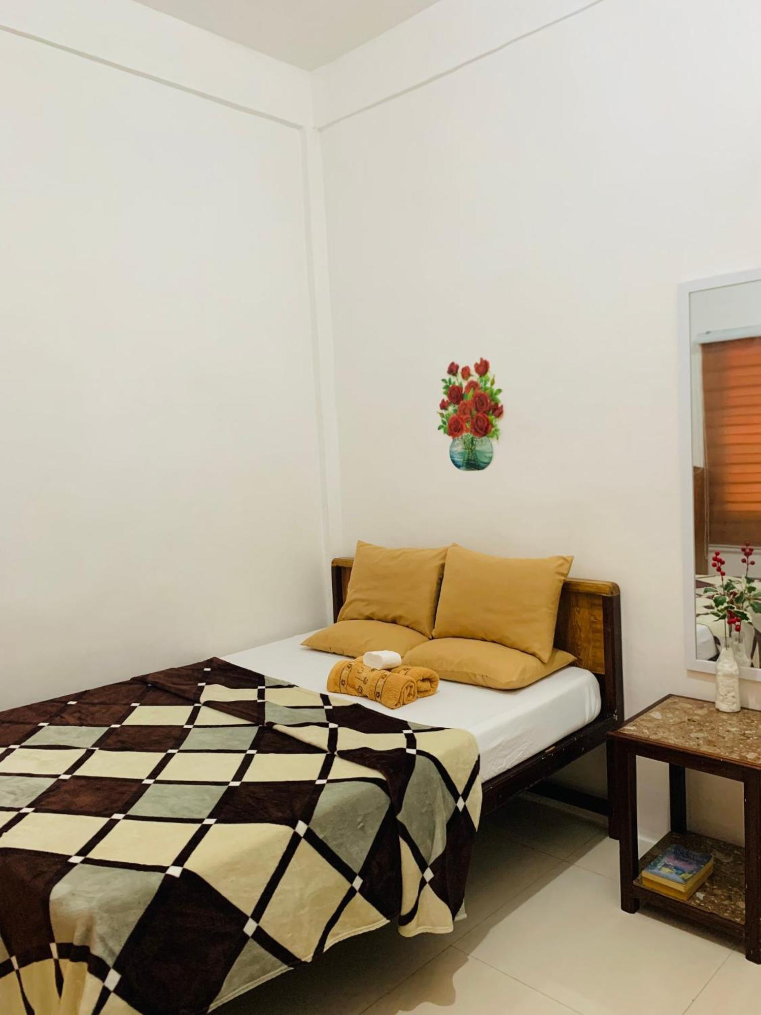 Queen'S Room Rental 1 El Nido Bagian luar foto